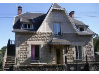 Superb Location For this Detached House