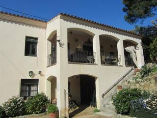 10 bedroom Character For Sale:..