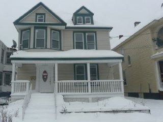 17 Eagle Street Schenectady, NY, 12307..