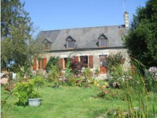 Longere House with Outbuildings