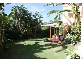 Front Line Beach Semi-detached Apartment