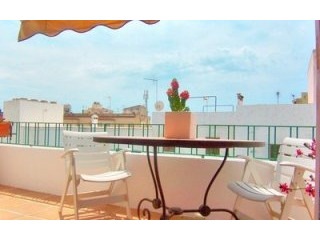 Fantastic apartment near Pueblo Espanol.