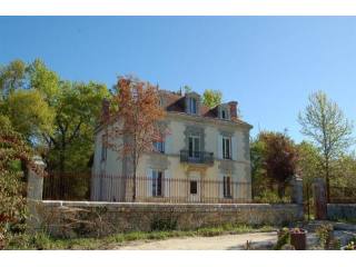 5 bedroom House For Sale: 17130..