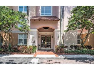 3 bedroom Flat For Sale: Aventura 33180