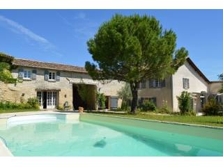 Stunning 3-bed Charentaise house with 5..