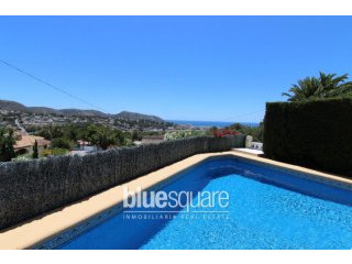Great Sea Views - 15 minutes walk from..