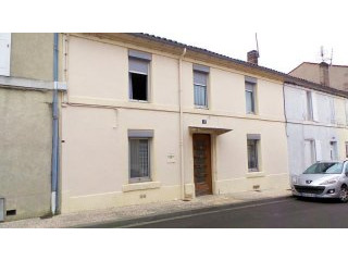 Townhouse With Garden