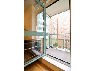 Pimlico, SW1P 4NF [ID: 17CS]