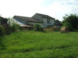 Old Stone Farmhouse Requiring Full..