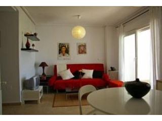 2 bedroom ground floor flat for sale
