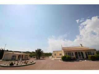Reduced 20k May17!! Fabulous 3bed Villa..