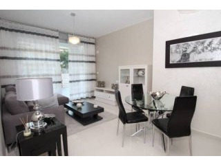 3 Bedroom 2 Bathroom Bungalow In..