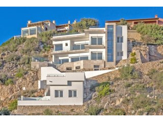 New Modern Villa With Sea View In Santa..
