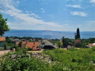 OPATIJA,OPRIĆ- građevinsko zemljište za 6 stanova sa otvoren