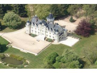 10 bedroom Castle For Sale: 86000 VIENNE