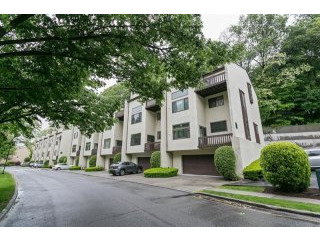 2 bedroom House For Sale: 345 N Greeley..