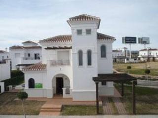 3 bedroom Villa For Sale: Villa Enebro..