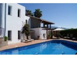 7 Bedrooms - Villa - Malaga - For Sale