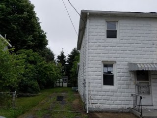 114 Thompson St Burlington, NJ, 08016..