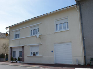 Spacious Townhouse, 5 Beds, 2..