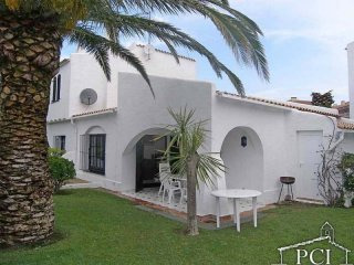 * SOLD* Terraced house located only 100..