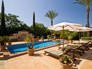 Spectacular country estate with..