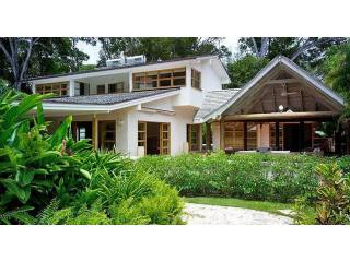 4 bedroom Property For Sale: Thespina..
