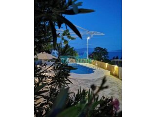 NOVI VINODOLSKI - PANSION 200 m OD PLAŽE