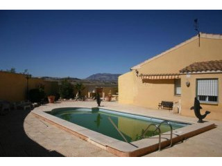 Quick sale - 3 bed villa near Pinoso..