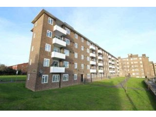 2 bedroom, Flat house for sale