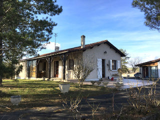 3 Bed Villa With Outbuilding, Garden..
