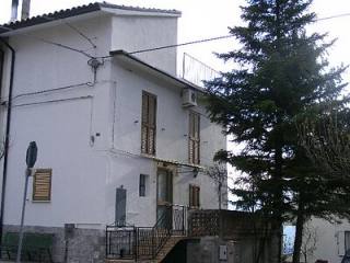 Fantastic semi detached house in a..