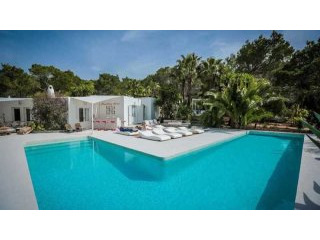 Modern-style villa with seaviews