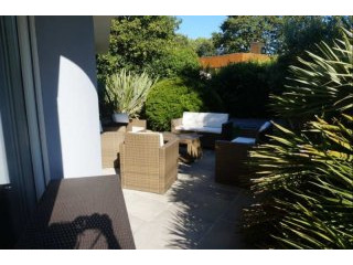 4 Bedrooms - Demeure - For Sale