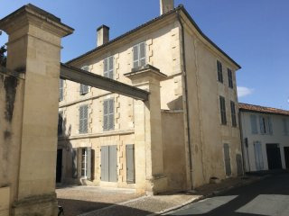 2 Bedrooms - Stone House -..