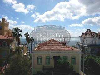 Fully Renovated T1 Apartment with..