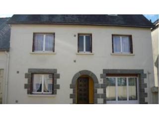 3 Storey House In Heart Of Village