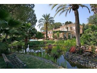 7 bedroom detached villa for sale