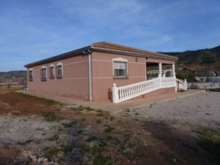 Hondon De Las Nieves- 3 Bed Detached..