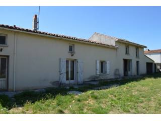 Pretty property to renovate