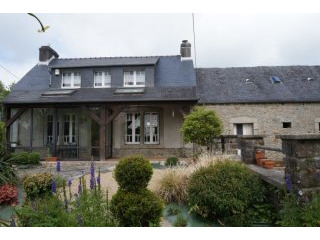 3 Bedroom Detached Country Property