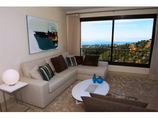 APARTMENT FOR SALE LOS MONTEROS