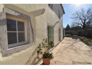 Renovirana kuća sa okućnicom od 1068m2! Otok Krk!