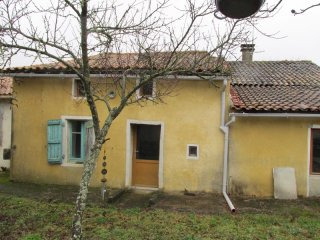 Stone House With Large Barn To Renovate..