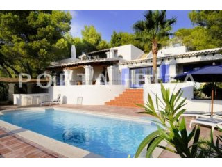 Wonderful villa with sea view at Can..