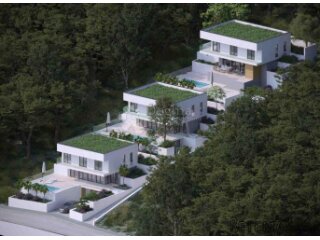 Građevinsko zemljište s projektom vile i bazenom – Novigrad