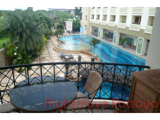 1 Bedroom Condo for sale in Jomtien -..