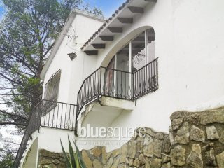 2-Bedroom Villa with sea & valley views..