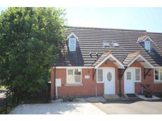 4 bedroom, End Of Terrace House house..