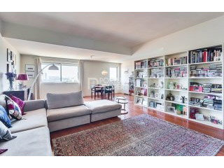 Beautiful 3 Bedroom Apartment in..